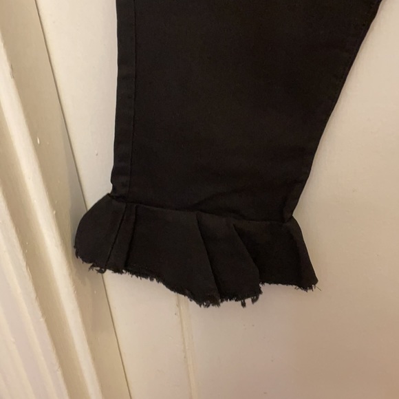 NWT DG2 black Capri size 12P. - Picture 3 of 6